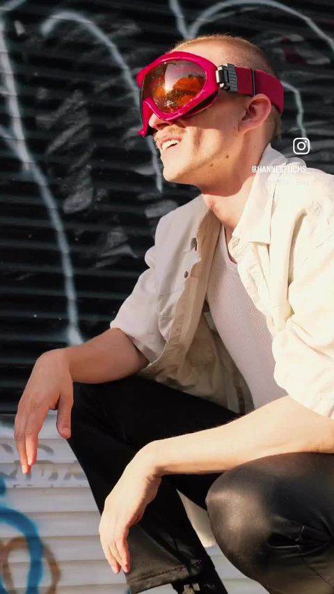 USERS PHOTO